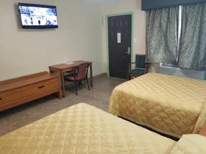 Budget Inn Edinburg Bagian luar foto